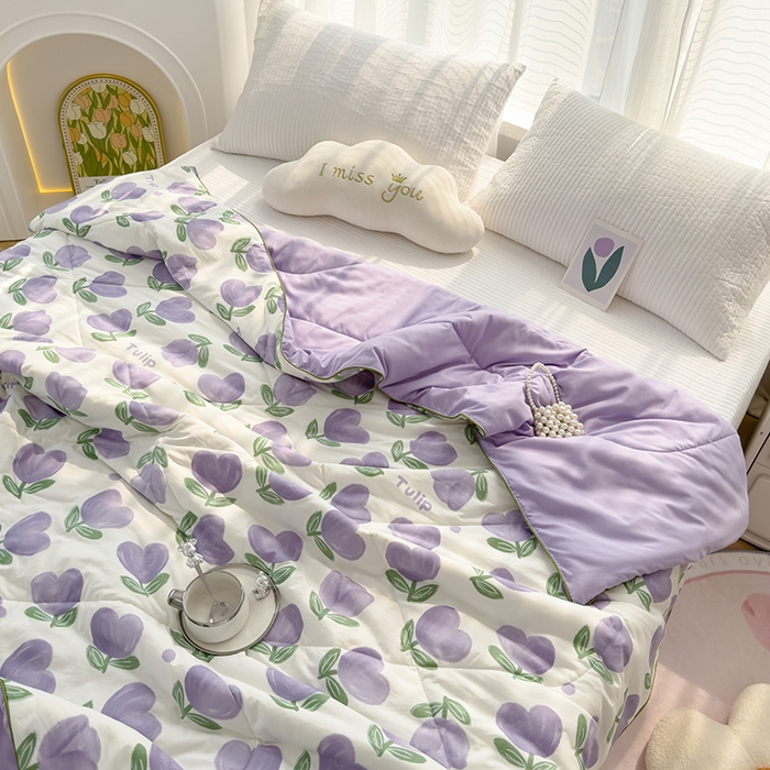 91家纺网 家纺一手货源 找家纺 太阳树家纺 2025新款A类母婴级双层纱大豆被大豆纤维夏被 南岛小镇