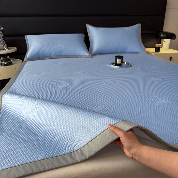 91家纺网 家纺一手货源 找家纺 欧邦 2025新款A类3D立体提花冰豆豆凉席 冰豆豆-清雅蓝