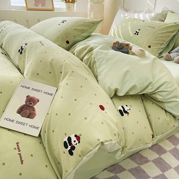 91家纺网 家纺一手货源 找家纺 汣沐生活 2025新款针织棉印花款四件套 熊猫滚滚-绿