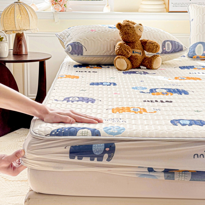 91家纺网 家纺一手货源 找家纺 富馨莱 2025新款A类凉感丝空气纤维凉席床笠款 可爱小像