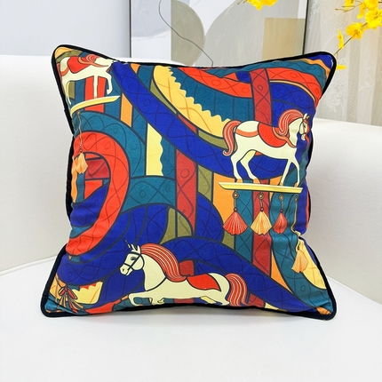 爱家居 2025新款抱枕沙发新中式靠垫轻奢高级感靠枕床头大靠背正方形抱枕套卡通花卉 英伦风