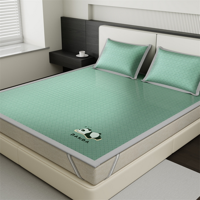 91家纺网 家纺一手货源 找家纺 叠派家纺  2025新款5A抗菌A类冰丝凉席-饼干花熊猫款 熊猫-绿色