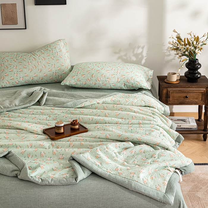 91家纺网 家纺一手货源 找家纺 吾诺 2025新建全棉印花泡泡双层纱大豆夏被子被芯全棉夏被四件套夏凉被空调被 春意