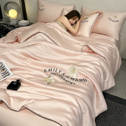 91家纺网 家纺一手货源 找家纺 （总）云棉坊2025新款水洗冰丝刺绣夏被四件套银杏系列