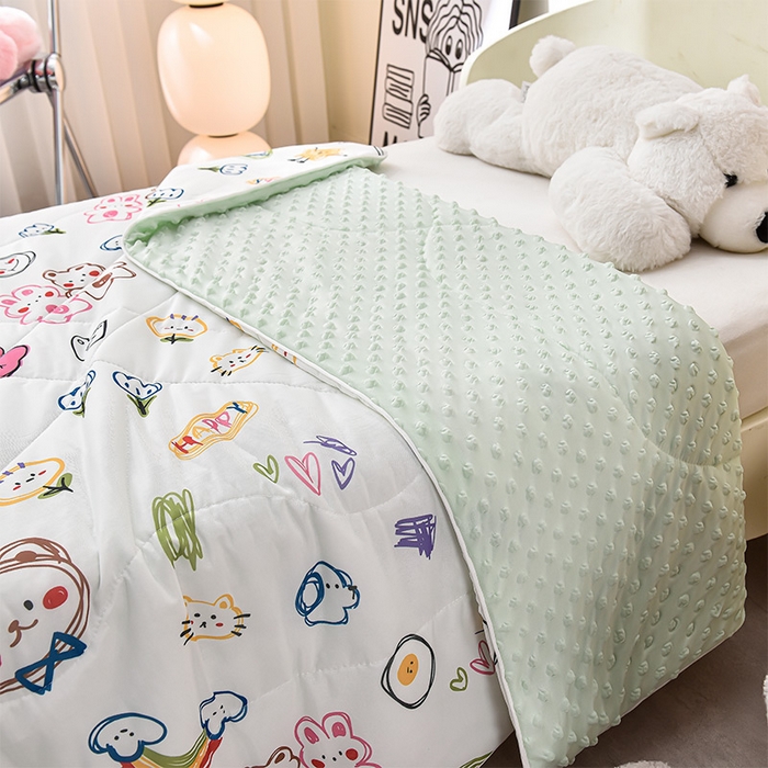 91家纺网 家纺一手货源 找家纺 嗨生活_2025年爆款 A类冰豆豆凉感丝被 儿童夏被 幼儿园被 直播 团购首选_1477 涂鸦乐园