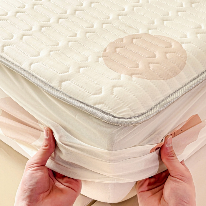 91家纺网 家纺一手货源 找家纺 富馨莱 2025新款A类凉感丝空气纤维凉席床笠款 无敌小熊