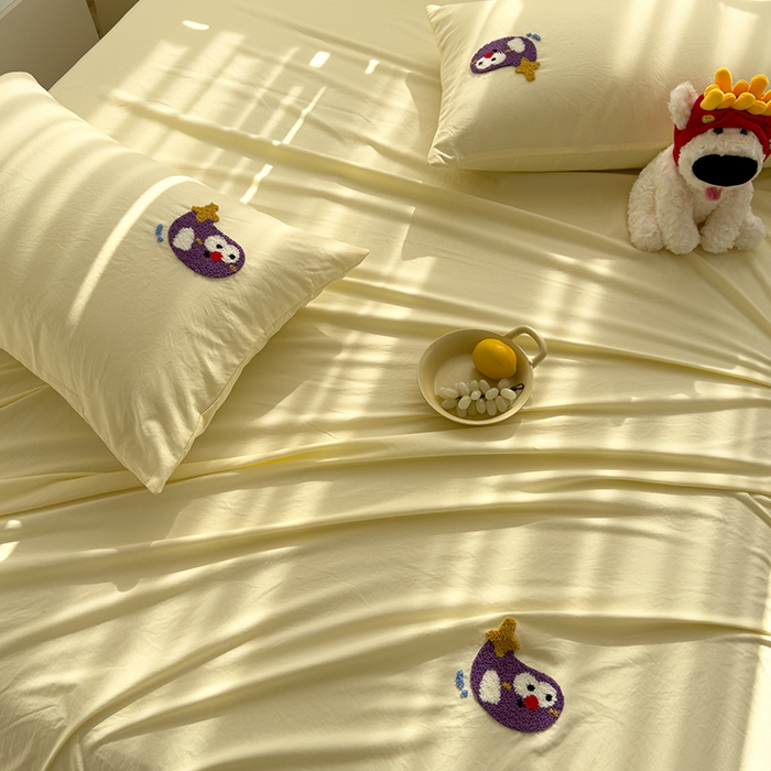 91家纺网 家纺一手货源 找家纺 曼谷家纺 2025新款软糯毛巾绣水洗棉床单床笠枕套纯色床单床笠枕套单品 茄子-芝士