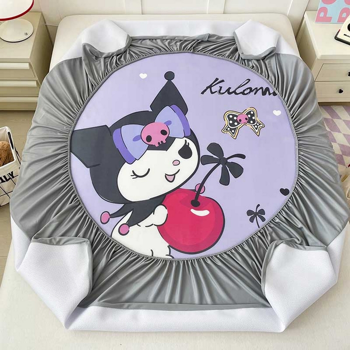 91家纺网 家纺一手货源 找家纺 米帛家纺 2025新款大版三丽鸥碳光冰丝软凉席床笠款 樱桃酷洛米