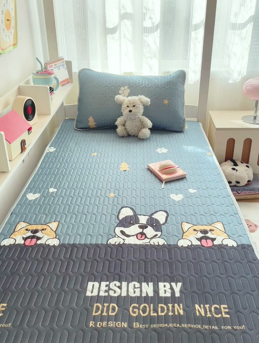 91家纺网 家纺一手货源 找家纺 富馨莱 2025新款A类凉感丝空气纤维凉席学生款 柯基