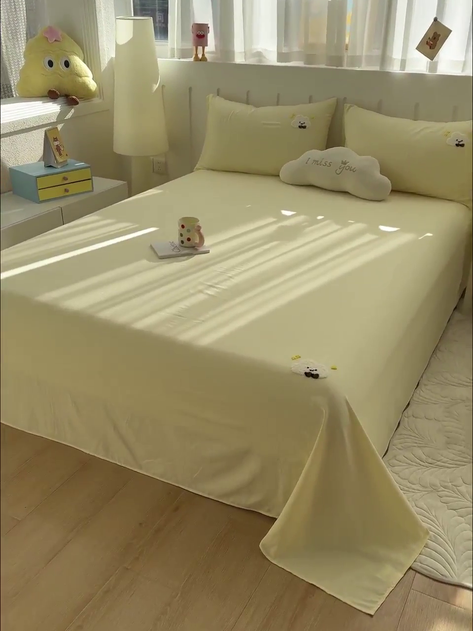 91家纺网 家纺一手货源 找家纺 曼谷家纺 2025新款软糯毛巾绣水洗棉床单床笠枕套纯色床单床笠枕套单品 小白云-芝士