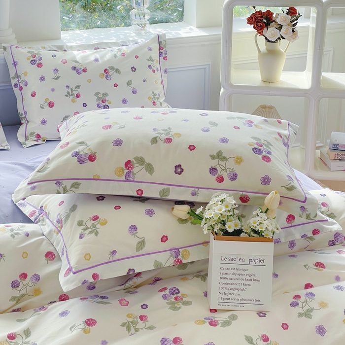 91家纺网 家纺一手货源 找家纺 铭博家纺 新款直播爆款网红全棉四件套13070印花吊边一字绣纯棉被套工艺款 樱桃可可