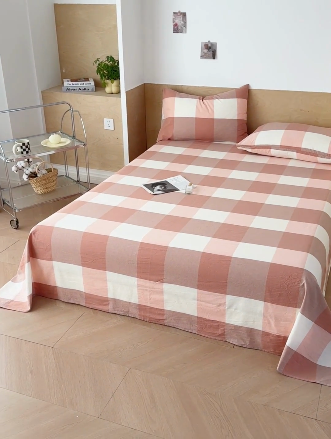 91家纺网 家纺一手货源 找家纺 晓时候 2025新款100%全棉色织水洗棉床单全棉床单纯棉床单 粉大格