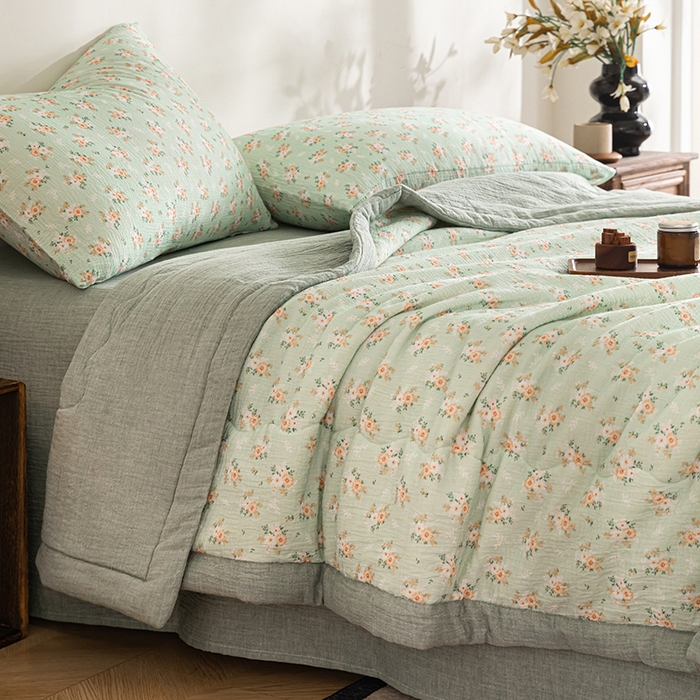 91家纺网 家纺一手货源 找家纺 吾诺 2025新建全棉印花泡泡双层纱大豆夏被子被芯全棉夏被四件套夏凉被空调被 春意