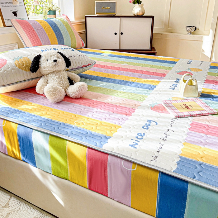 91家纺网 家纺一手货源 找家纺 富馨莱 2025新款A类凉感丝空气纤维凉席床笠款 彩虹桥