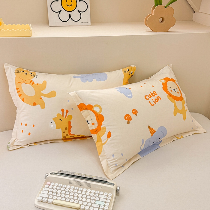 91家纺网 家纺一手货源 找家纺 绵庭家纺 2025新款12868全棉套件单品系列二单枕套 狮子乐园