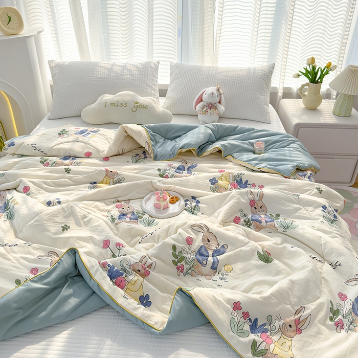 91家纺网 家纺一手货源 找家纺 太阳树家纺 2025新款A类母婴级双层纱大豆被大豆纤维夏被 兔sweet