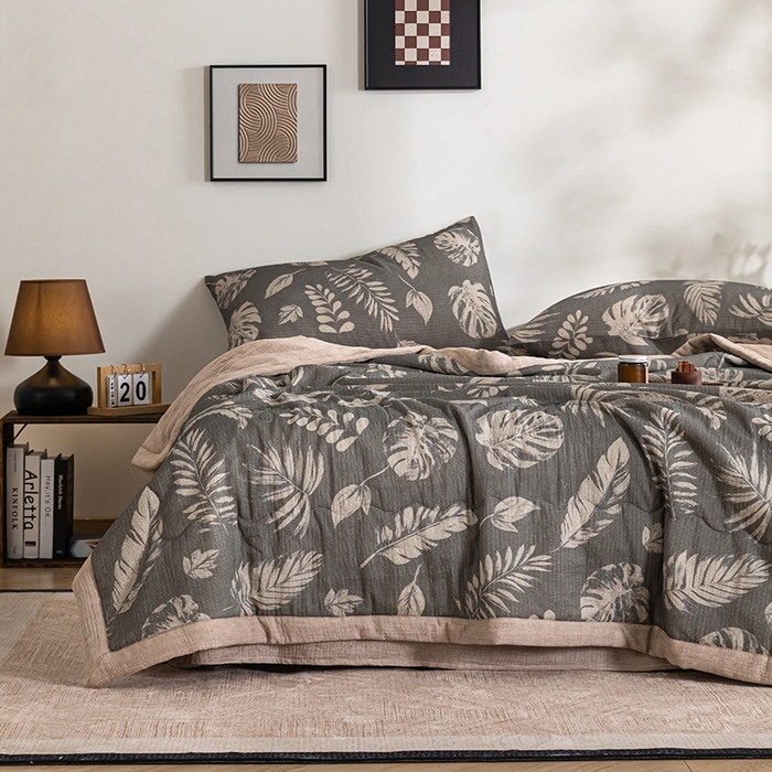 91家纺网 家纺一手货源 找家纺 吾诺 2025新建全棉印花泡泡双层纱大豆夏被子被芯全棉夏被四件套夏凉被空调被 北欧森林