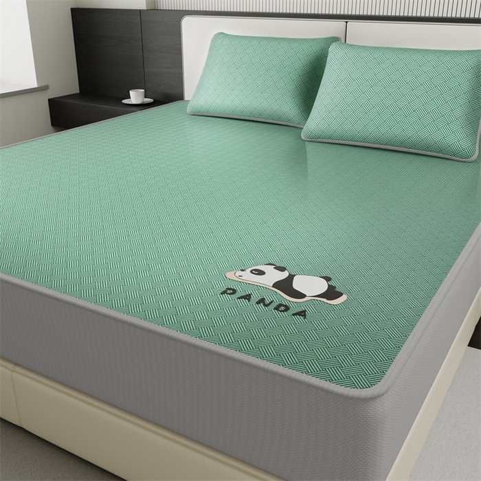 91家纺网 家纺一手货源 找家纺 叠派家纺  2025新款5A抗菌A类冰丝凉席-饼干花熊猫款 床笠-熊猫-绿色
