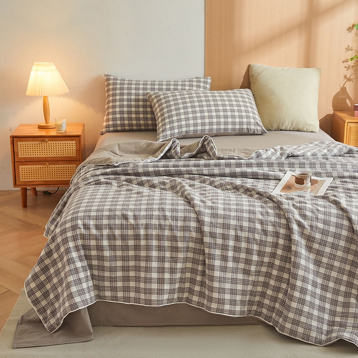 91家纺网 家纺一手货源 找家纺 金喜2025新疆棉棉花被全棉夏被春秋被冬被四季被-无印风棉花被单被系列 澳白灰