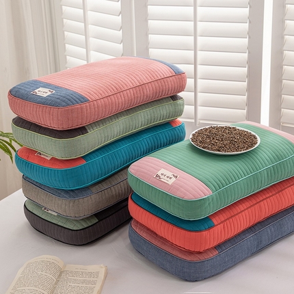 91家纺网 家纺一手货源 找家纺 （总）仁宇枕业2025新款新品 全棉简约款砂洗面包枕头水洗棉全荞麦颈椎枕头枕芯