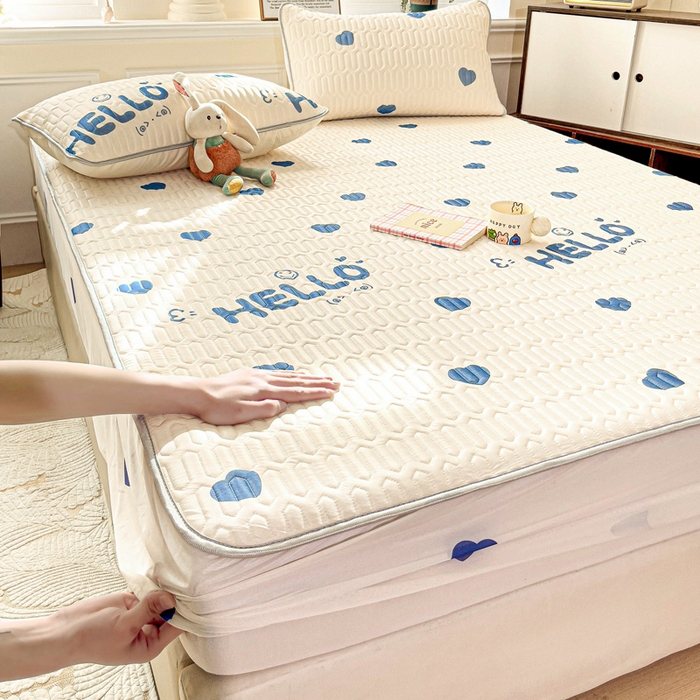 91家纺网 家纺一手货源 找家纺 富馨莱 2025新款A类凉感丝空气纤维凉席床笠款 蓝色梦幻