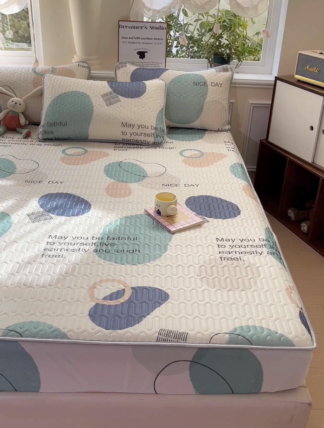 91家纺网 家纺一手货源 找家纺 富馨莱 2025新款A类凉感丝空气纤维凉席床笠款 幻影