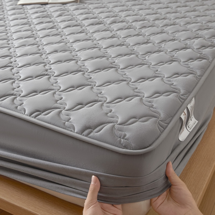 91家纺网 家纺一手货源 找家纺 雪云美2025新款全棉夹棉床笠13372斜纹A类纯棉床罩可定制尺寸-风车款 风车-发财灰