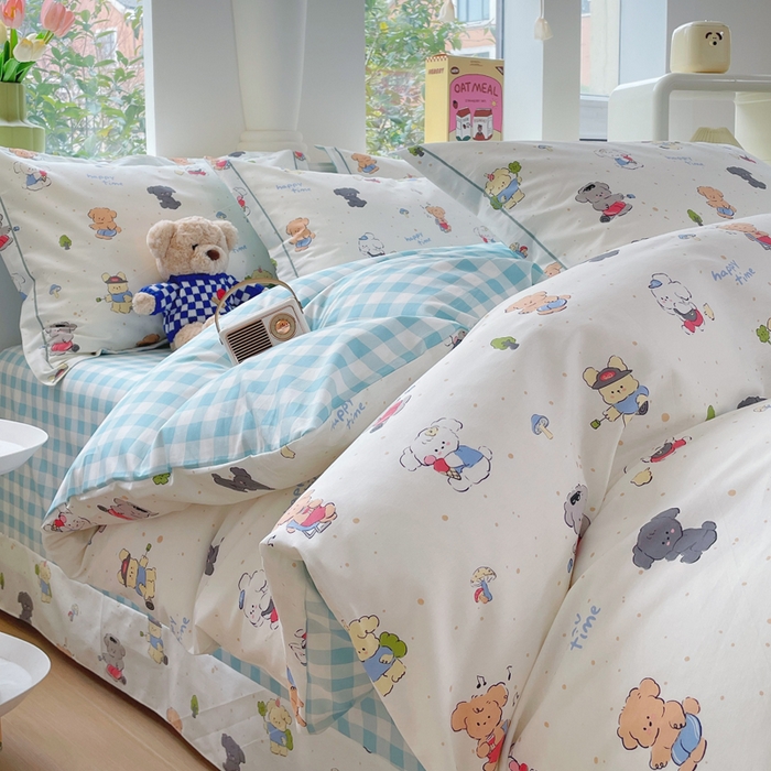 91家纺网 家纺一手货源 找家纺 铭博家纺 新款直播爆款网红全棉四件套13070印花吊边一字绣纯棉被套工艺款 养乐多多