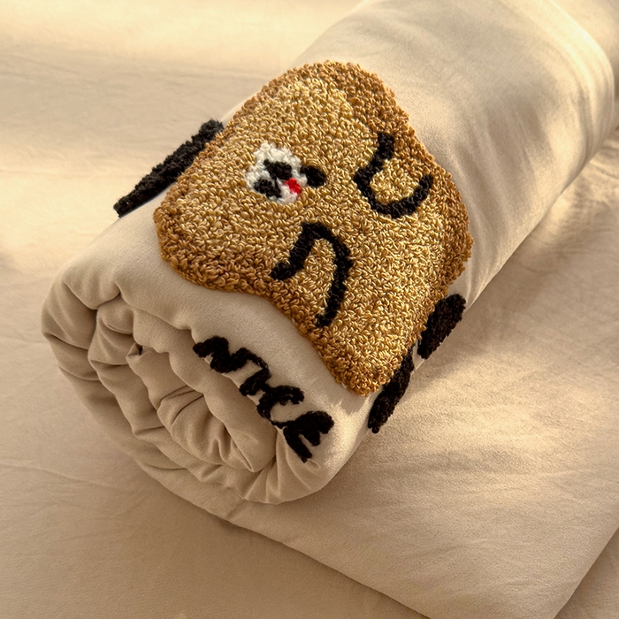 91家纺网 家纺一手货源 找家纺 曼谷家纺 2025新款软糯毛巾绣水洗棉床单床笠枕套纯色床单床笠枕套单品 吐司-奶茶