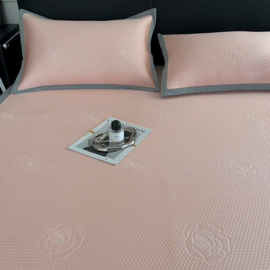 91家纺网 家纺一手货源 找家纺 欧邦 2025新款A类3D立体提花冰豆豆凉席 冰豆豆-粉玉