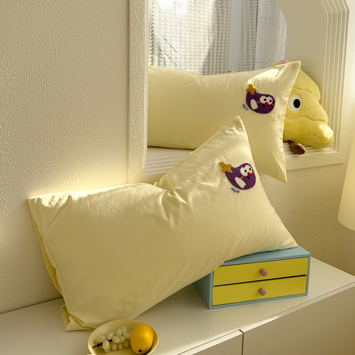 91家纺网 家纺一手货源 找家纺 曼谷家纺 2025新款软糯毛巾绣水洗棉床单床笠枕套纯色床单床笠枕套单品 茄子-芝士