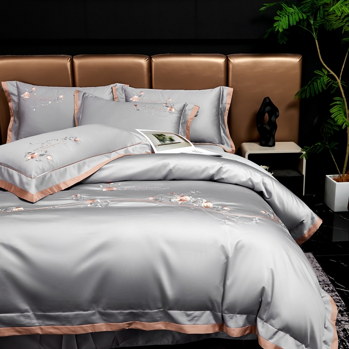 91家纺网 家纺一手货源 找家纺 U品汇 2025新品120支60s双股贡缎长绒棉重工刺绣花纯棉全棉四件套 蔷薇恋人-高级灰