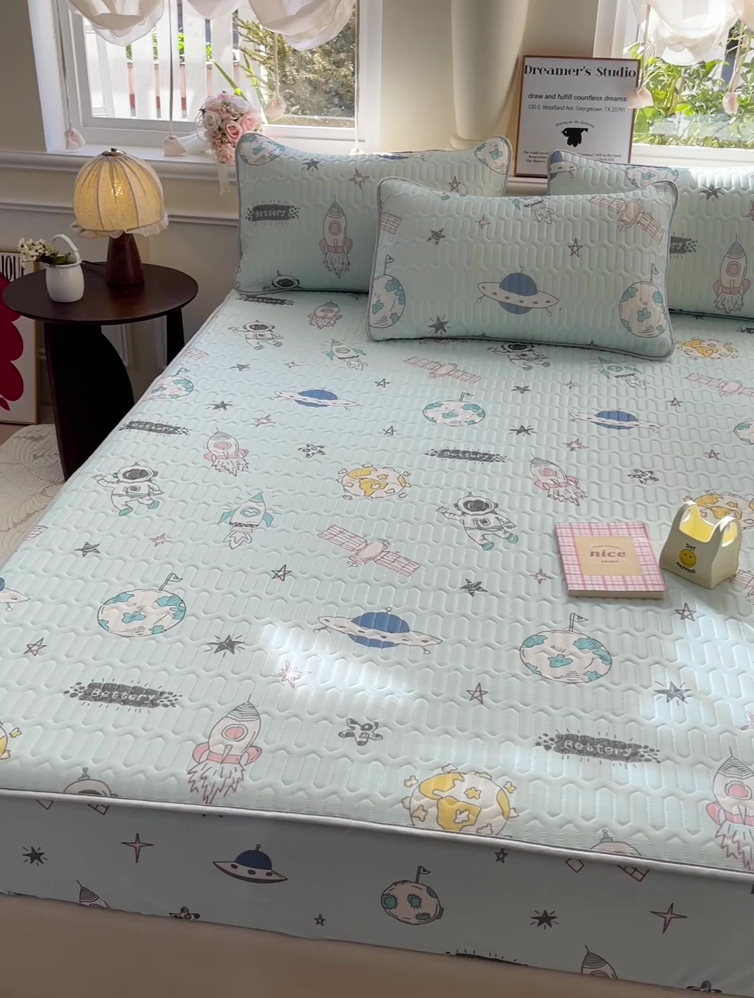 91家纺网 家纺一手货源 找家纺 富馨莱 2025新款A类凉感丝空气纤维凉席床笠款 太空蓝