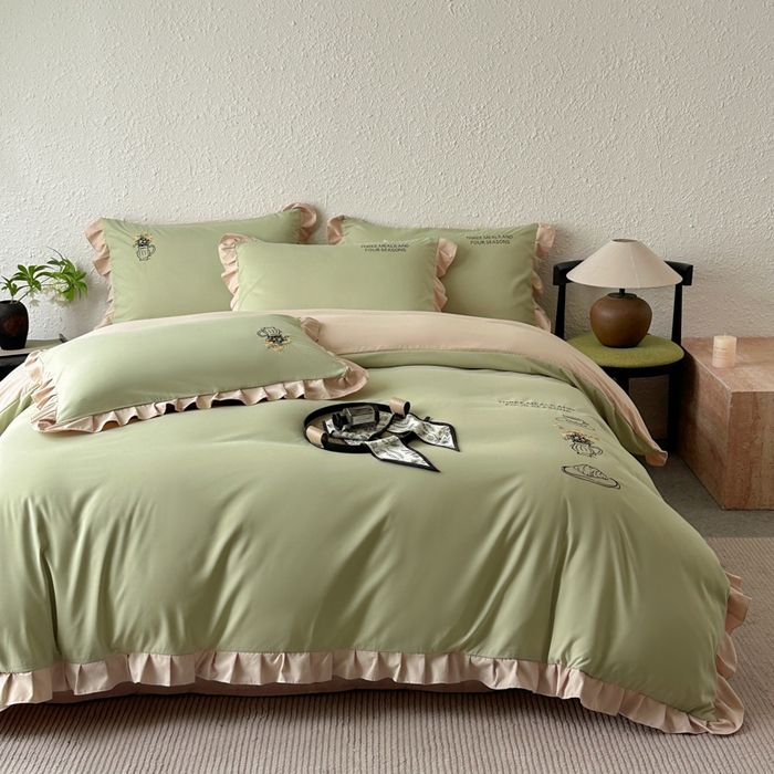 91家纺网 家纺一手货源 找家纺 汣沐生活 2025新款亲肤绣花花边四件套 橄榄緑-香槟-田园生活