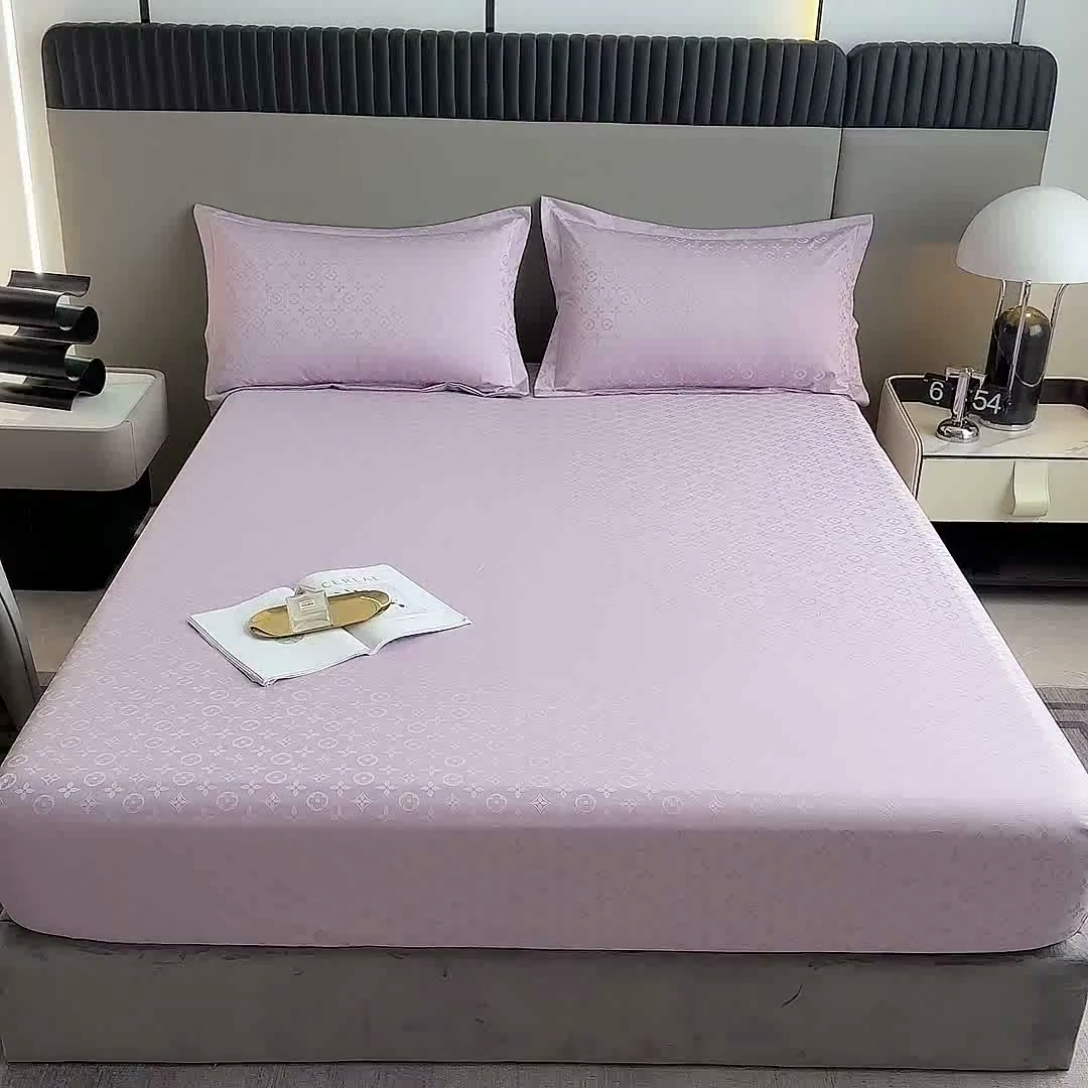 91家纺网 家纺一手货源 找家纺 云玲时尚 2025新款60S提花面料床笠防水隔尿床笠 烟灰紫