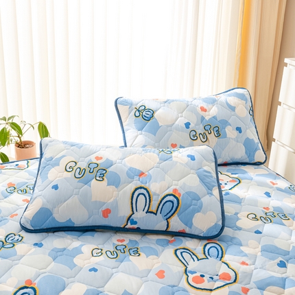 91家纺网 家纺一手货源 找家纺 云玲时尚 2025新款三防磨毛防水夹棉单人枕套 爱心兔