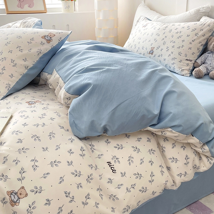 91家纺网 家纺一手货源 找家纺 汣沐生活 2025新款针织棉印花款四件套 小熊山茶