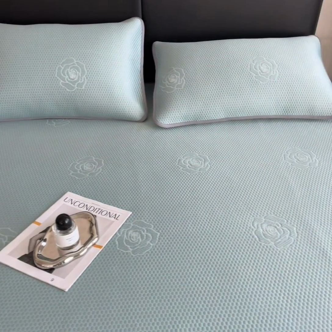 91家纺网 家纺一手货源 找家纺 （总）欧邦 2025新款A类3D提花冰豆豆床笠款凉席