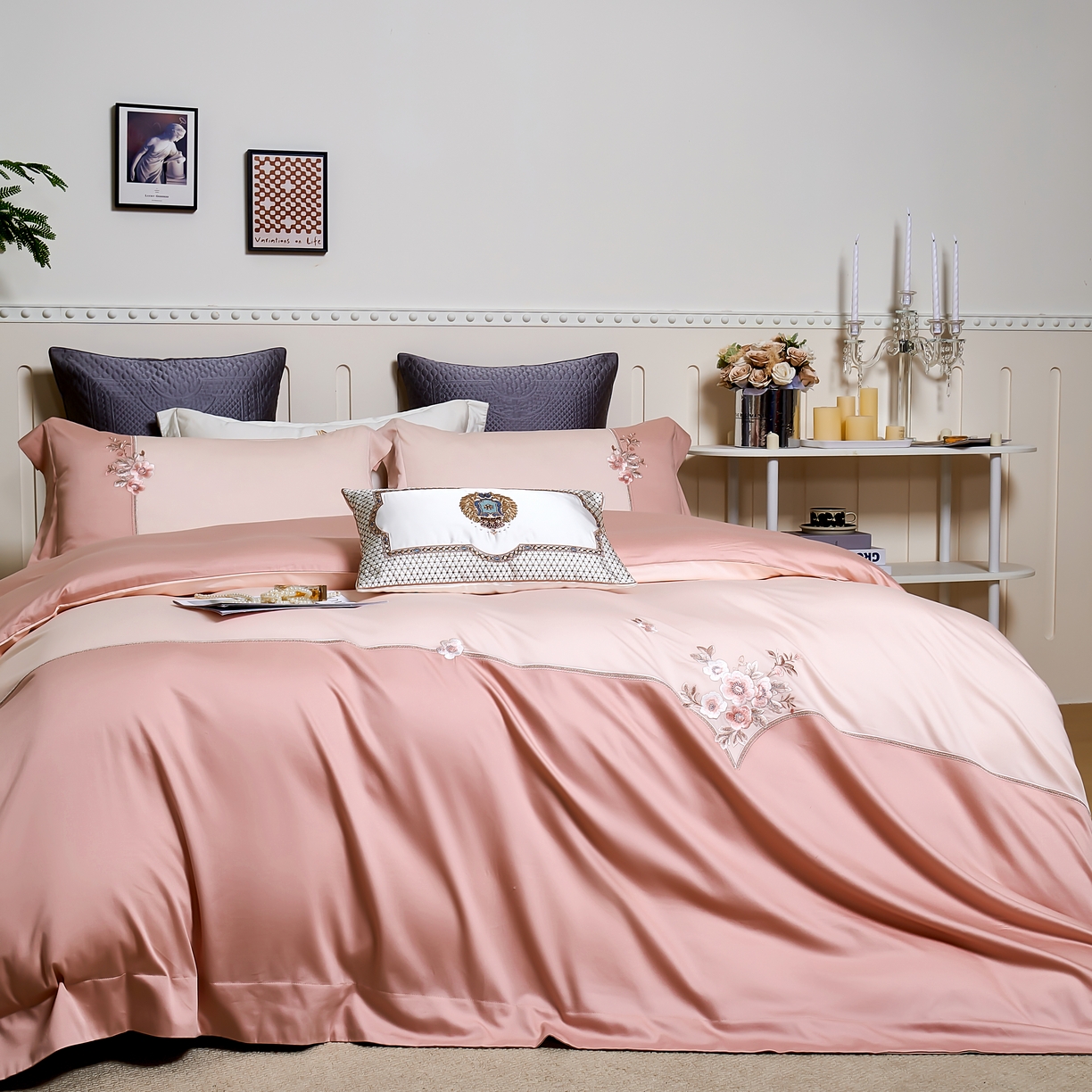 91家纺网 家纺一手货源 找家纺 U品汇 2025新品120支60s双股贡缎长绒棉重工刺绣花纯棉全棉四件套 海棠湾-豆沙