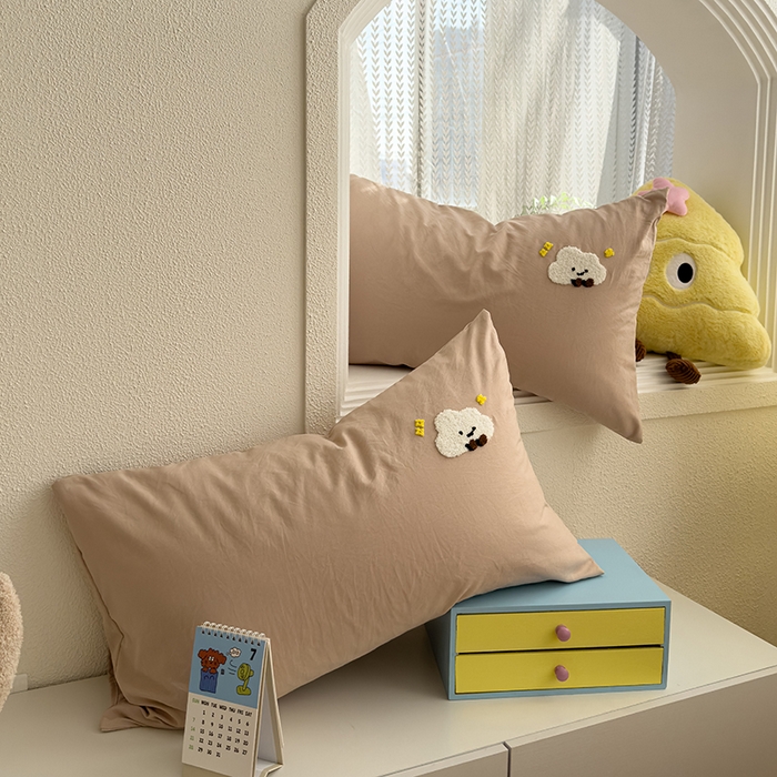 91家纺网 家纺一手货源 找家纺 曼谷家纺 2025新款软糯毛巾绣水洗棉床单床笠枕套纯色床单床笠枕套单品 小白云-奶茶