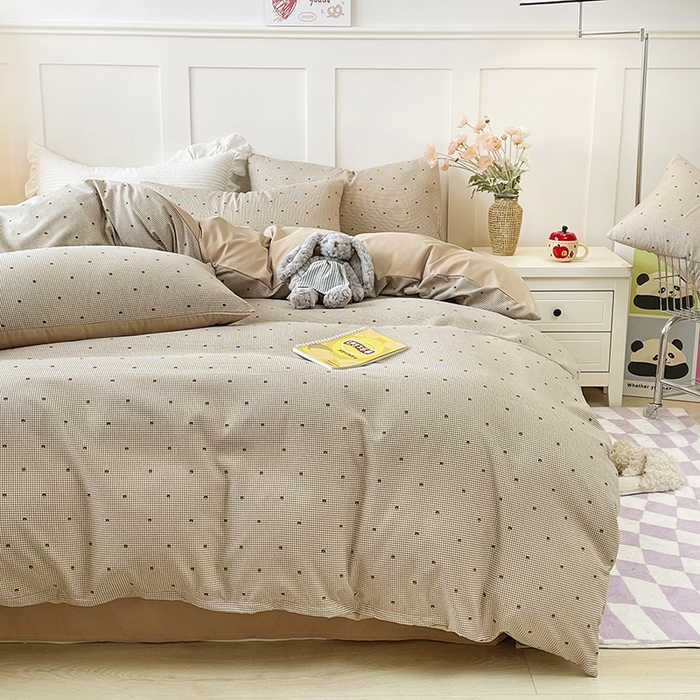 91家纺网 家纺一手货源 找家纺 汣沐生活 2025新款针织棉印花款四件套 摩卡小熊