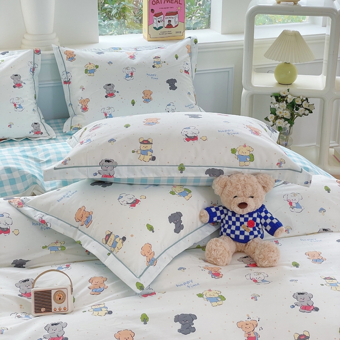 91家纺网 家纺一手货源 找家纺 铭博家纺 新款直播爆款网红全棉四件套13070印花吊边一字绣纯棉被套工艺款 养乐多多