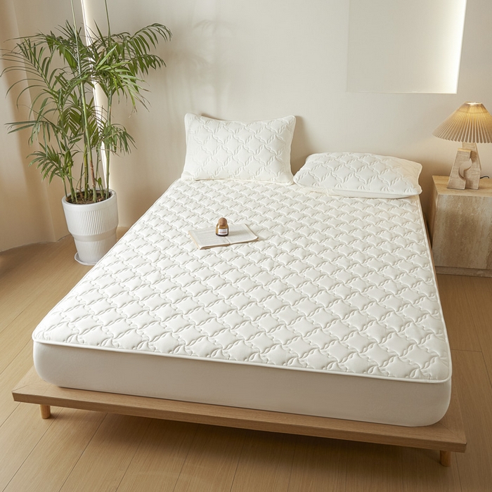 91家纺网 家纺一手货源 找家纺 雪云美2025新款全棉夹棉床笠13372斜纹A类纯棉床罩可定制尺寸-风车款 风车-富贵白