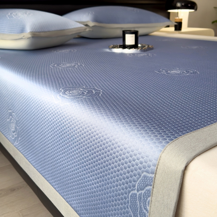 91家纺网 家纺一手货源 找家纺 欧邦 2025新款A类3D立体提花冰豆豆凉席 冰豆豆-蓝灰