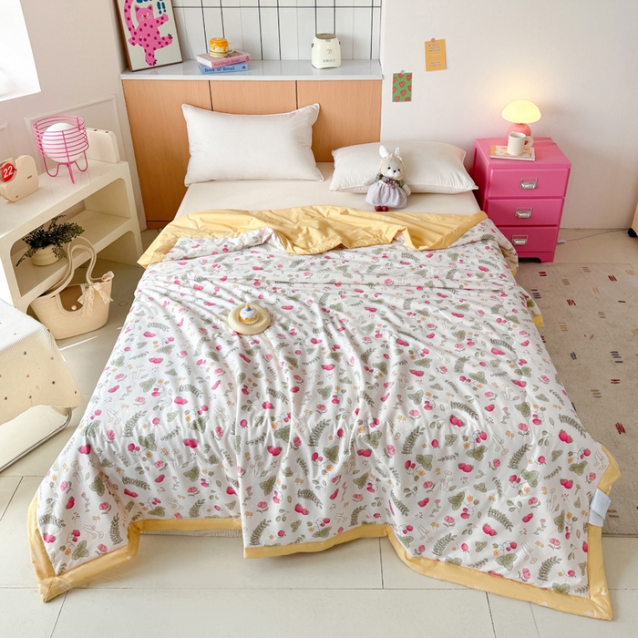 91家纺网 家纺一手货源 找家纺 宜梦家居【需要买家秀请联系老板】 2025新款双面纯棉夏被夏凉被系列 爱的莓莉