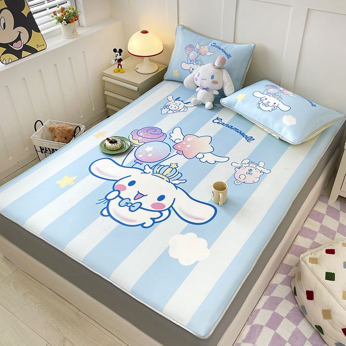 91家纺网 家纺一手货源 找家纺 米帛家纺 2025新款大版三丽鸥碳光冰丝软凉席床笠款 气球玉桂狗