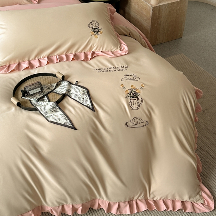 91家纺网 家纺一手货源 找家纺 汣沐生活 2025新款亲肤绣花花边四件套 香槟-优雅粉-田园生活