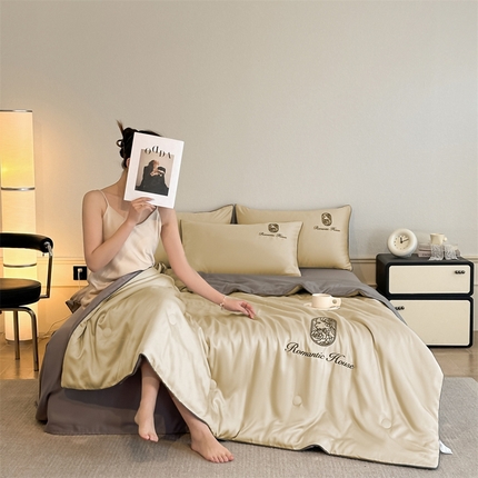 91家纺网 家纺一手货源 找家纺 （总）无界2025新款水洗真丝夏被以爱之名