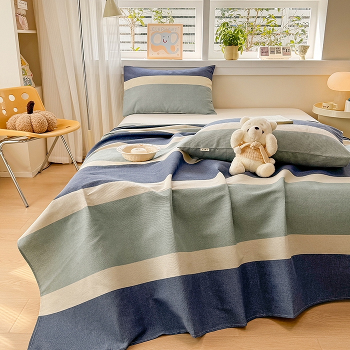 91家纺网 家纺一手货源 找家纺 博弈家纺   2025新款亲肤舒适原棉老粗布床单凉席三件套系列 欢乐时光