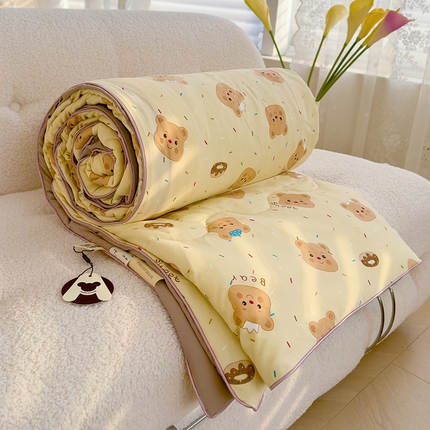 91家纺网 家纺一手货源 找家纺 弗苓家纺 2025新款A类皱皱纱印花夏被 小熊卷卷